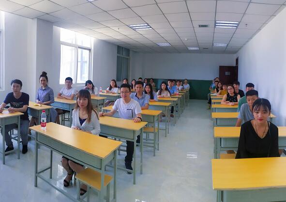 西北创业孵化基地正式揭牌,多重举措为大学生创业者铺路