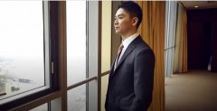 刘强东的10年:从草根创业者到“霸道总裁”